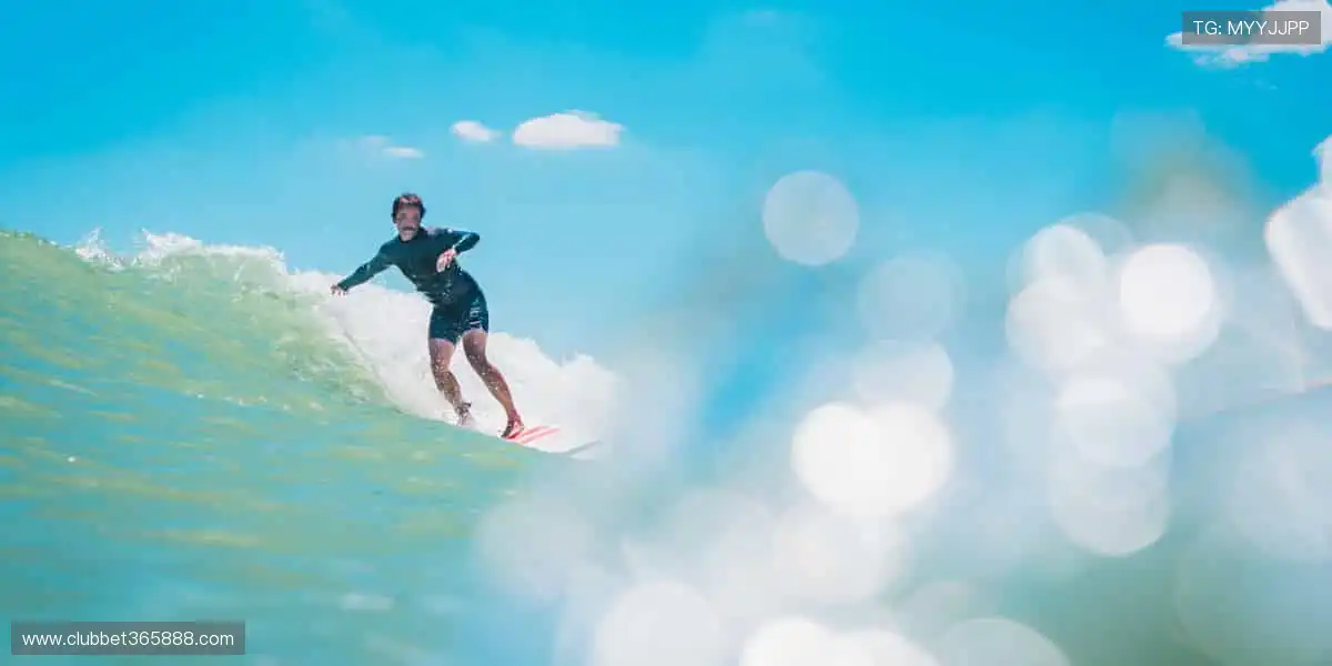 🎁球迷必备，周边狂欢！👕穿上热爱，让世界见证你的主队精神！